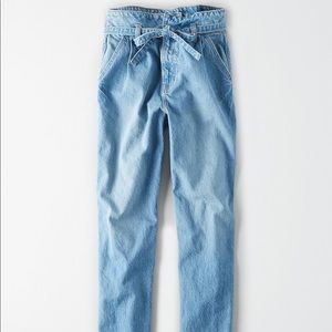 Paperbag Jean American Eagle